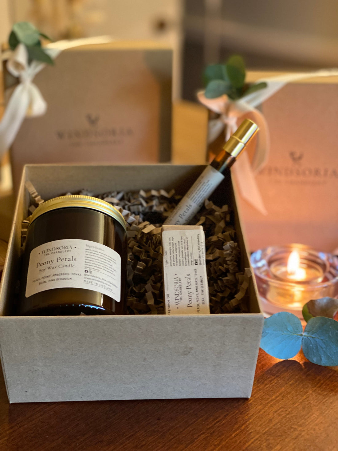 Windsor natural home fragrance. Windsor luxury candles. Windsor aromatherapy.Windsor gift box subscriptions.
