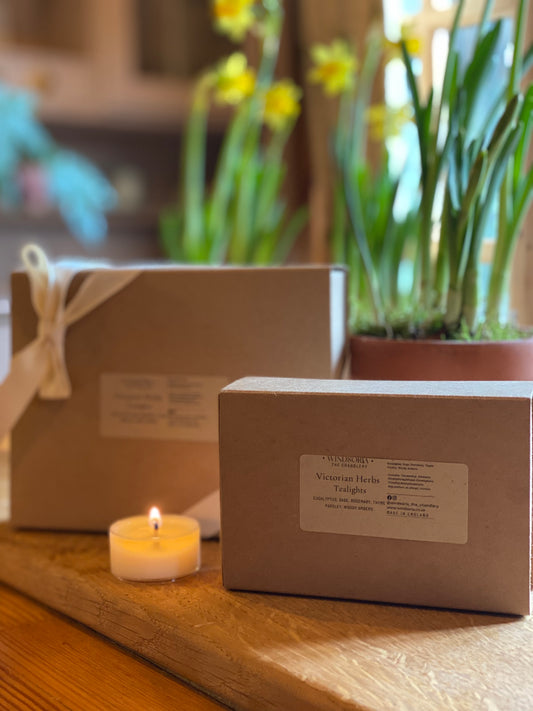 SPA fragrances, meditation candles, relaxation candles, organic candles, fragrance oils, fragrance oils for diffusers. Luxury fragrance oils for candle and diffuser. 100% pure, highly concentrated for long lasting scents fragrance oils. Fragrance oils for electronic diffusers. All natural fragrance oils. Aromatherapy essential oils. Fragrance oils for diffusers. Diffuser Oils - Long Lasting Scents Fragrance Oil | Soothing. Candle Making Workshops in Windsor. Gifts from Windsor. Windsor Castle gifts. Easter 