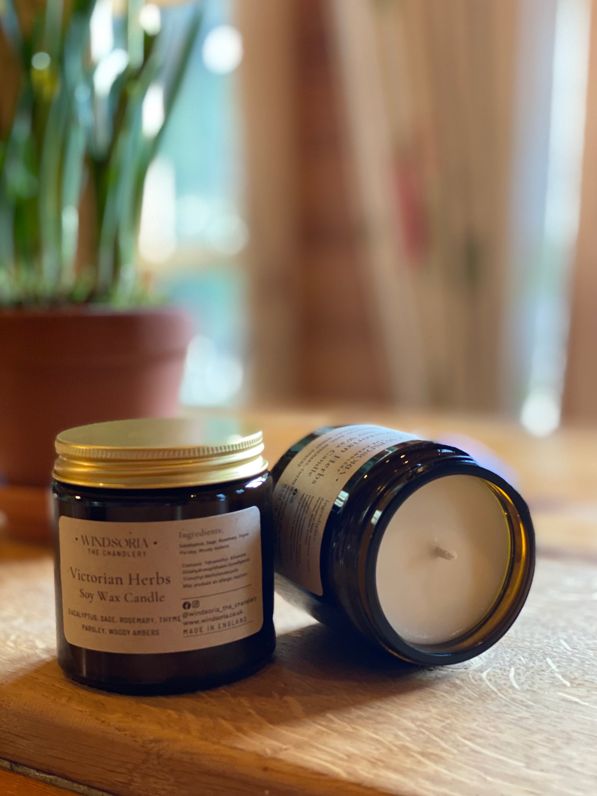 Easter gifts ideas. Easter gifting. Soy wax Candles. Corporate Gifts Windsor. Windsor Candles and diffusers making workshops. Windsor candle crafting workshops. Candle Making Workshops in Windsor. Soy Wax Candle Making Classes Windsor. Candle and diffuser making workshops in Berkshire. Berkshire diffuser and candle making events. Mini candle gift set, luxury scented soy wax candles, soy wax candles Windsor, hand poured soy wax candles, aromatherapy candles, gift set for candle lovers, eco friendly candles, 