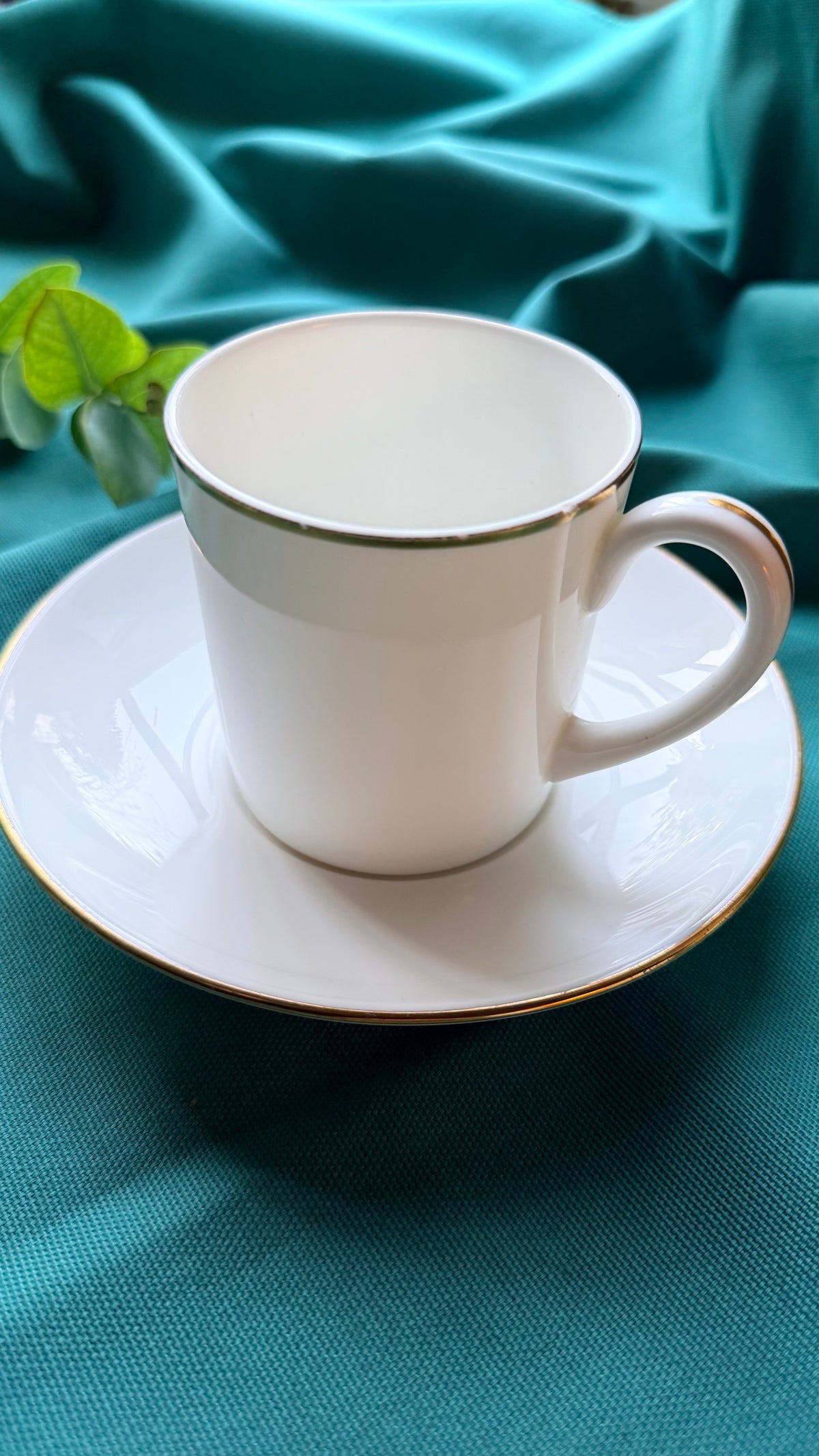 Wedgwood Formal Gold | English Bone China
