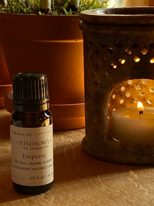 Soy wax Candles. Corporate Gifts Windsor. Windsor Candles and diffusers making workshops. Windsor candle crafting workshops. Candle Making Workshops in Windsor. Soy Wax Candle Making Classes Windsor. Candle and diffuser making workshops in Berkshire. Berkshire diffuser and candle making events. Mini candle gift set, luxury scented soy wax candles, soy wax candles Windsor, hand poured soy wax candles, aromatherapy candles, gift set for candle lovers, eco friendly candles, vegan candles, home fragrance, house