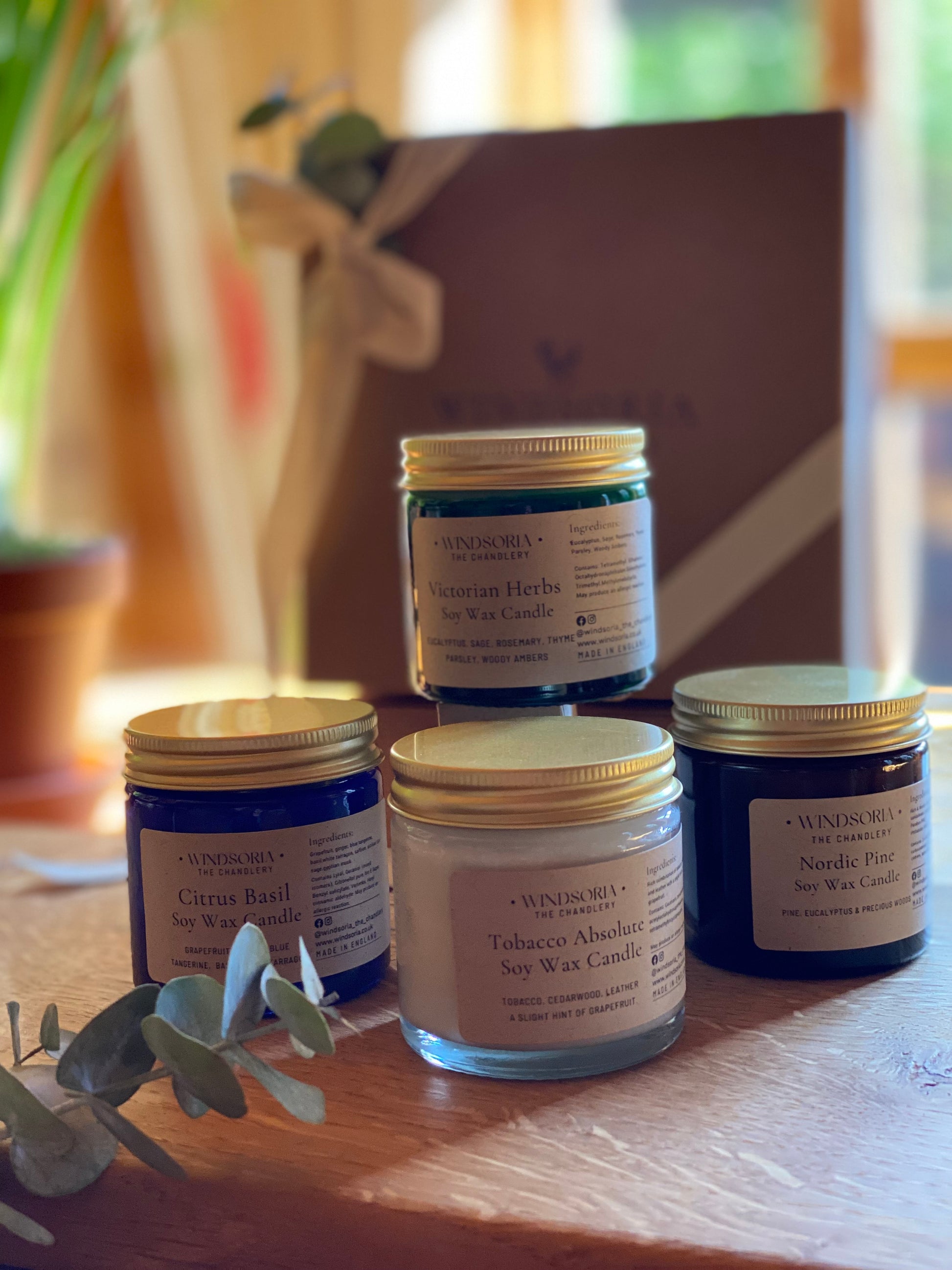 Windsor Candles and diffusers making workshops. Windsor candle crafting workshops. Candle Making Workshops in Windsor. Soy Wax Candle Making Classes Windsor. Candle and diffuser making workshops in Berkshire. Berkshire diffuser and candle making events. Mini candle gift set, luxury scented soy wax candles, soy wax candles Windsor, hand poured soy wax candles, aromatherapy candles, aroma gift sets, eco friendly candles, vegan candles, home fragrance, spa candles, SPA fragrances, meditation candles